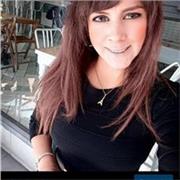 Profesora de español, idioma nativo, ofrezco conversaciones para poder aprender a relacionarse o viajar a adultos, de forma on-line, soy práctica y paciente al enseñar y de plus muy cordial con sus alumnos para llevar unas clases divertidas y uso una meto